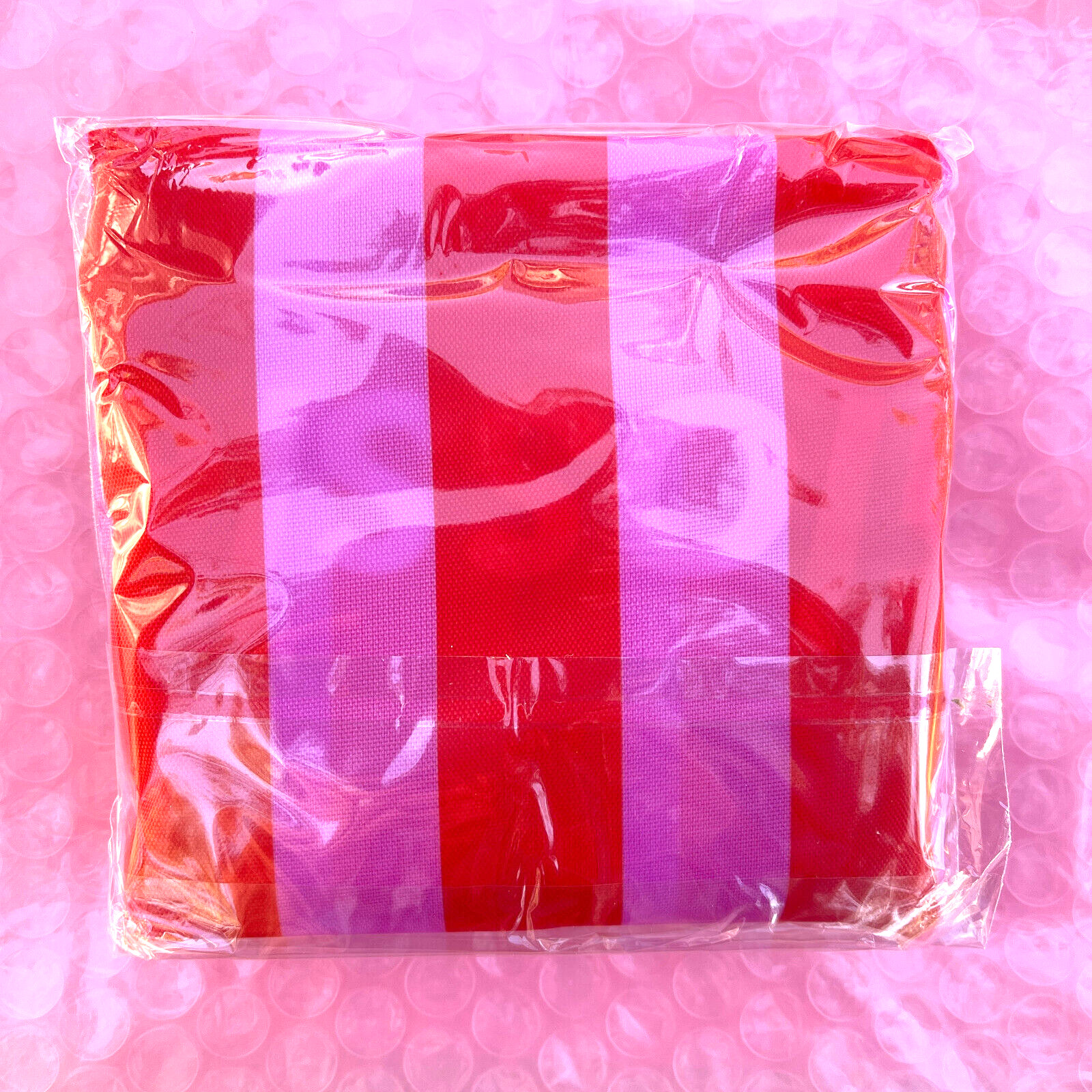 🎪 Glossier You Look Good Tour TOTE – BRAND NEW RARE!! + Collectable Sticker