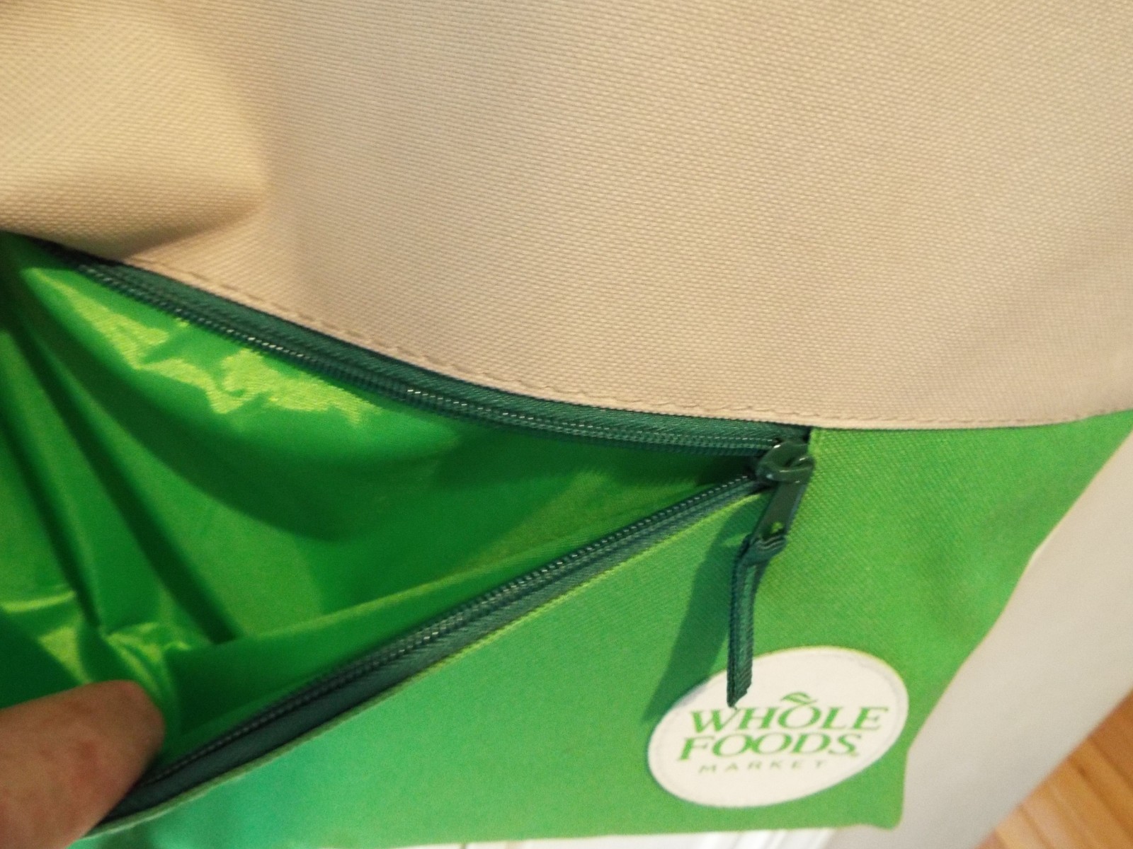 Whole Foods Market Keep Cool Insulated Zip Top Large Cooler Bag Green/Gray