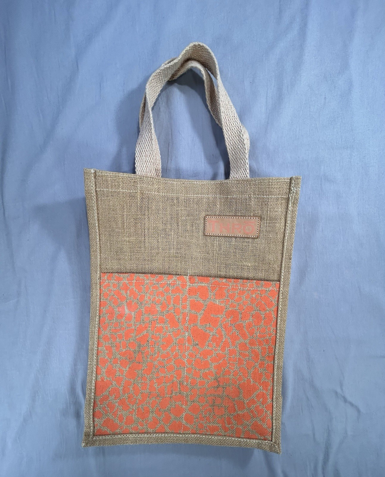 Jute Shopping Tote Bag 16 X 11.5” Giraffe Print On Front Pockets