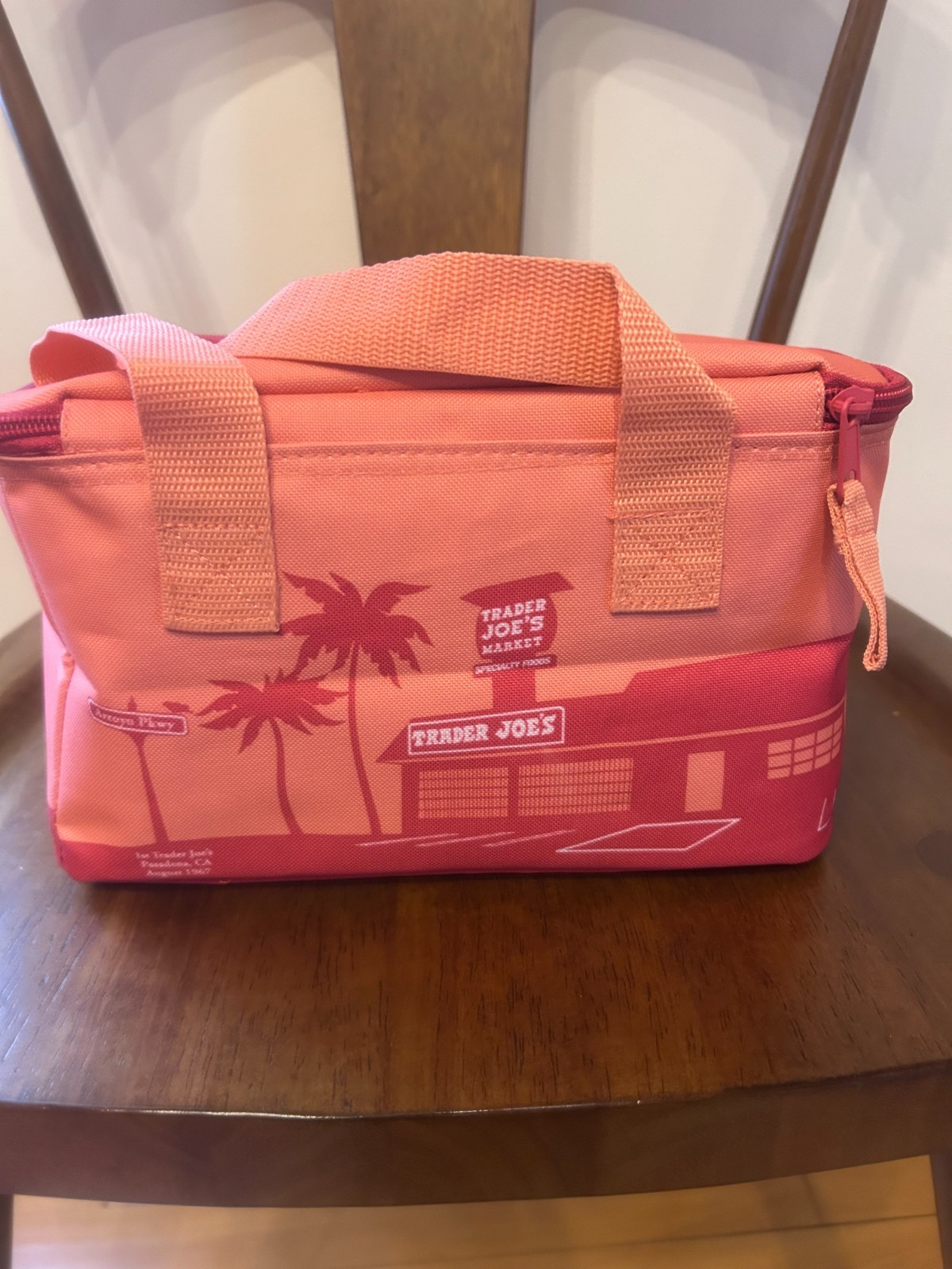 Peach Trader Joe’s Mini Insulated Tote Bag NWT Limited Edition 1.5 Gal