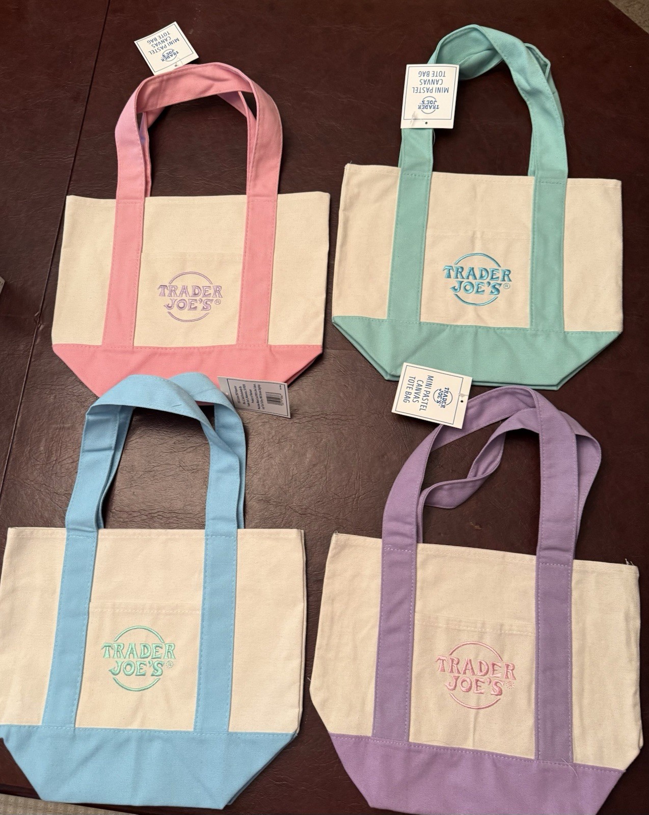 Trader Joe’s Mini Pastel Canvas Tote Bags Set of 4 Easter Colors 2026 Limited.
