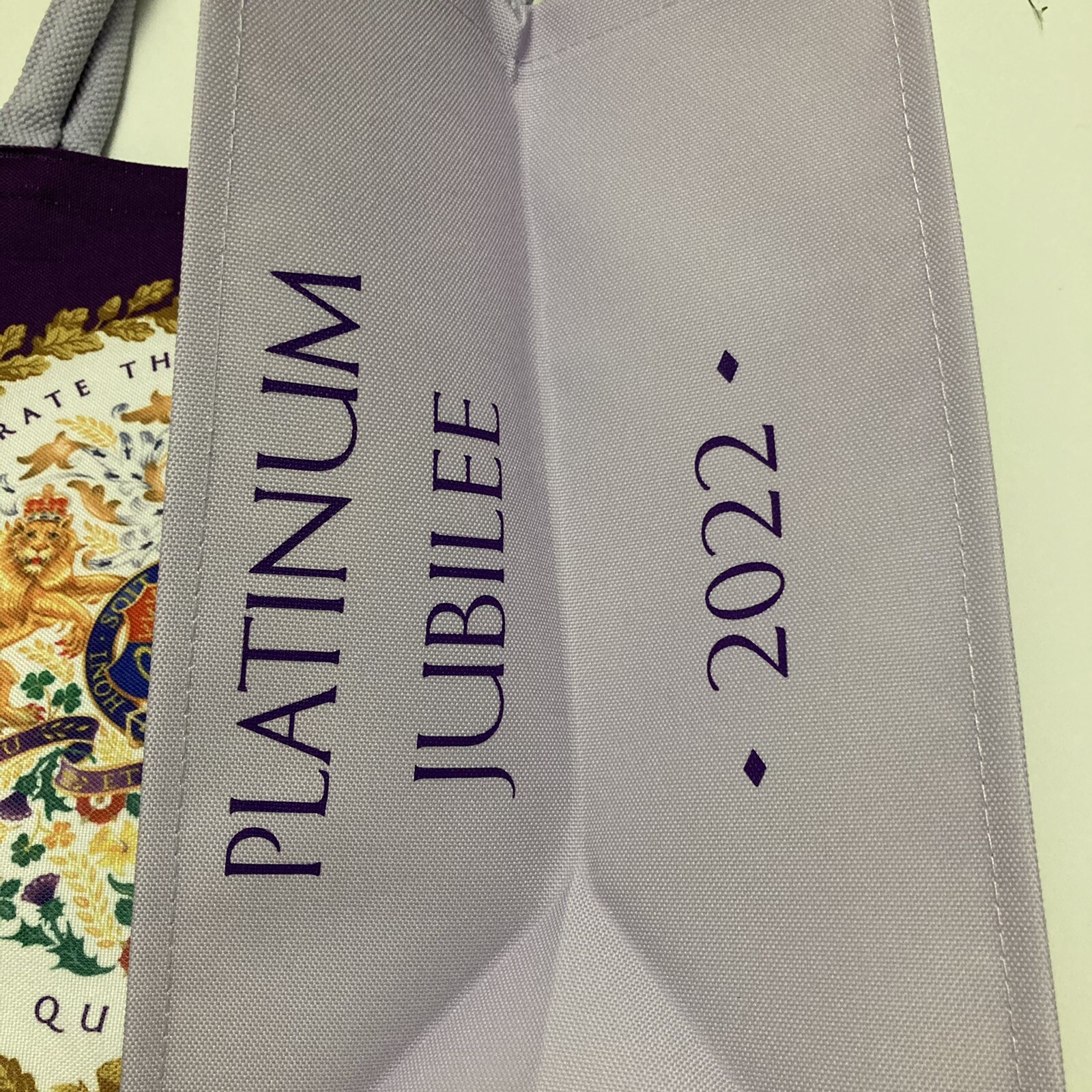 Royal Collection Trust Platinum Jubilee Bag Queen Elizabeth 1952 2022 Purple New