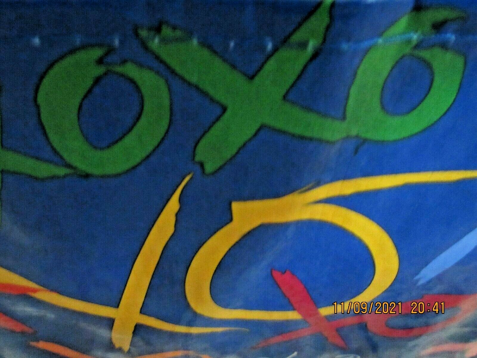 VERA BRADLEY MARKET TOTE (POP ART) (RETIRED)