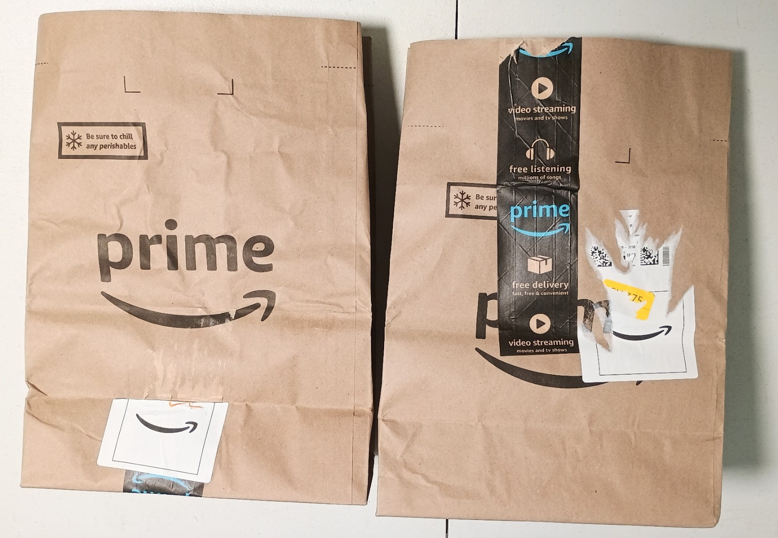 Lot of 2 Amazon Reusable Paper Foil Lined Bags Temp Thermal Insulated Bags Used