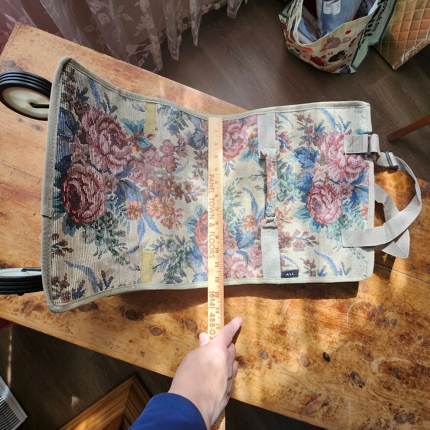Floral Tapestry Shopping Travel Tote Bag With Wheels Foldable Collapsible 21″EUC