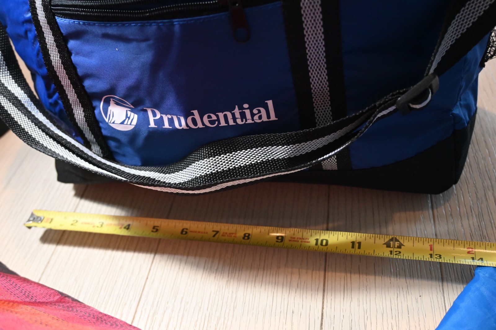 Large Walmart, Prudential Branded & 31 Reusable Insulated Tote bags New and used
