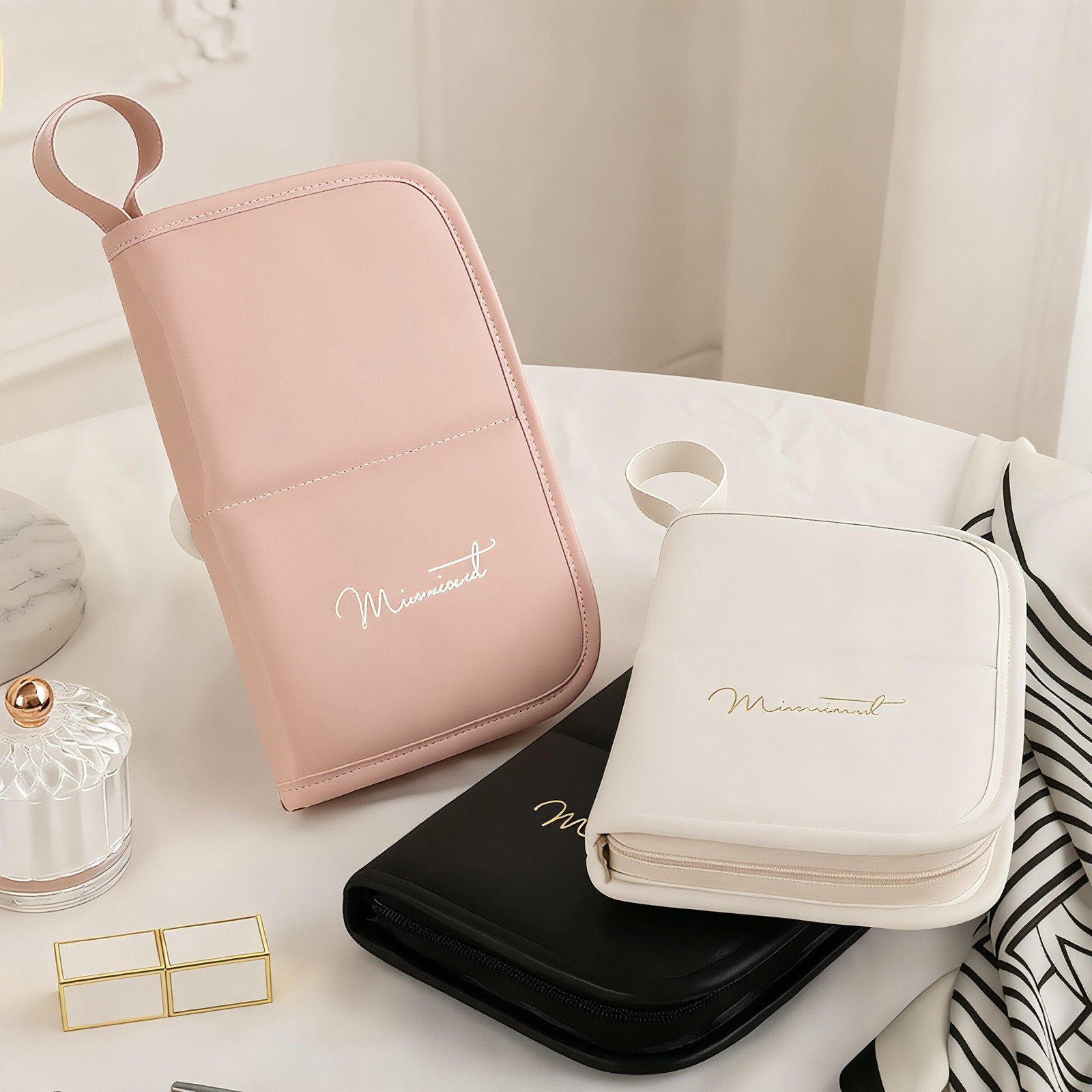 YLYZ Makeup Brush Bag, Waterproof Stand-Up Holder Pink