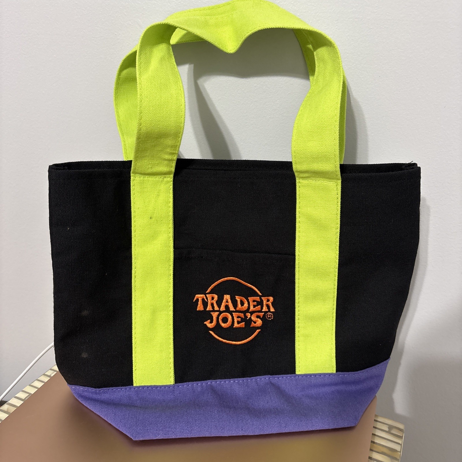 HOT Trader Joe’s 2025 Mini Halloween Tote Bag – Orange Black Purple Multicolor