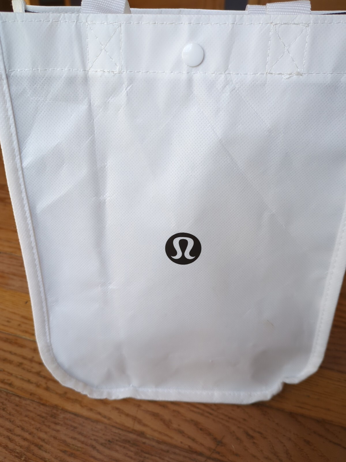 LULULEMON Large Tall Reuseable Shopping Tote Gift Bag 12″x9″x4″ WHITE + BLACK