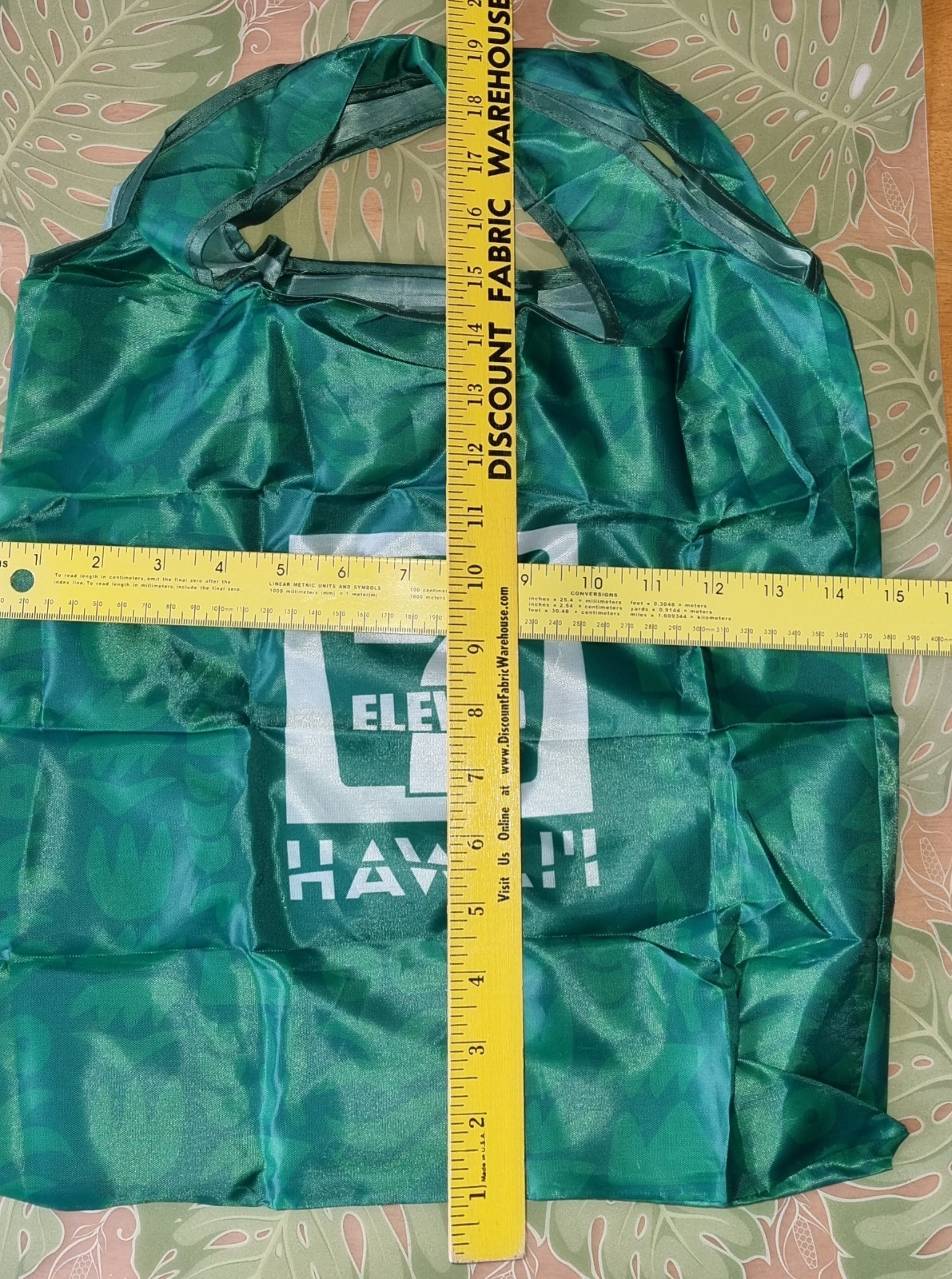 New Hawaii 7 Eleven Green design Foldable reusable Eco Tote Bag 15″x15″