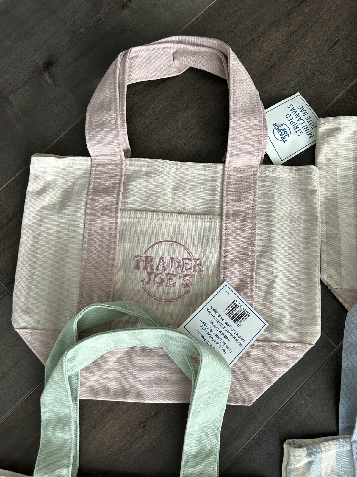 NWT TRADER JOE’S MINI PASTEL STRIPE TOTE BAG LIMITED EDITION SET OF 4!!