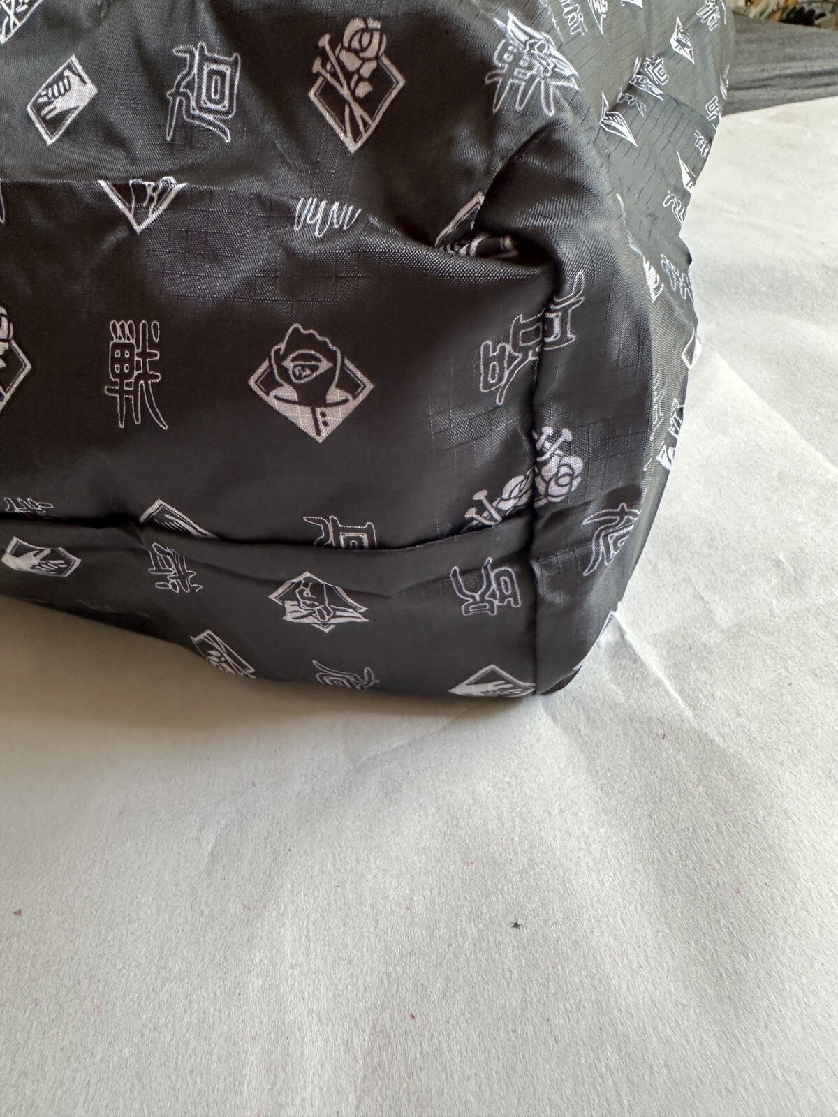 Jujutsu Kaisen Uniqlo Reusable Bag Black
