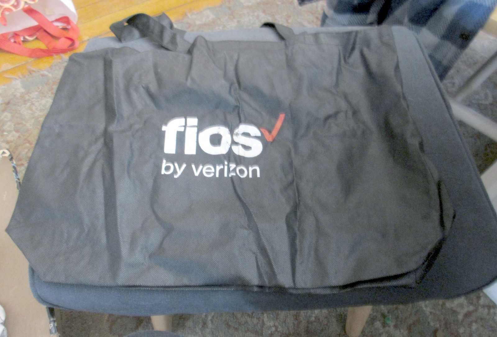 Verizon FIOS Tote Bag United States Shopping Bag / Black, Red & White