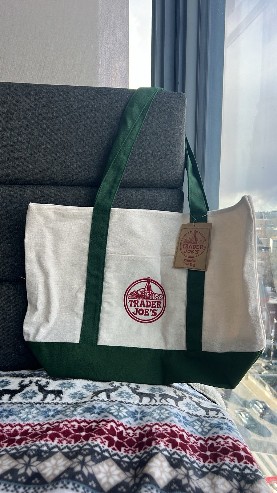 Trader Joe’s Large Green Tote Limited Edition Bag New
