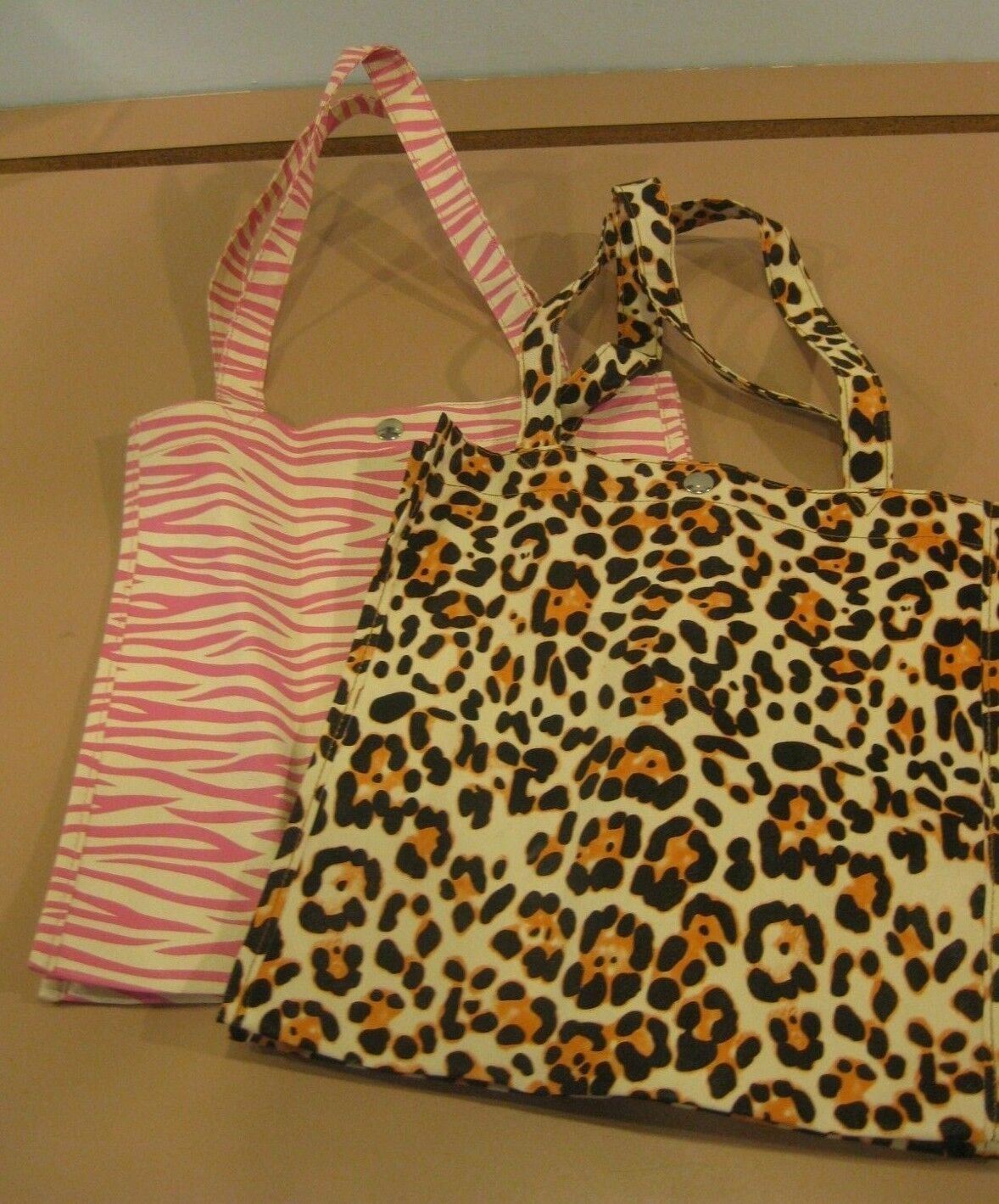 FASHIONABLE SHOPPING TOTE BAGS w HANDLES SNAP CLOSE Lot of 2 zebra animal