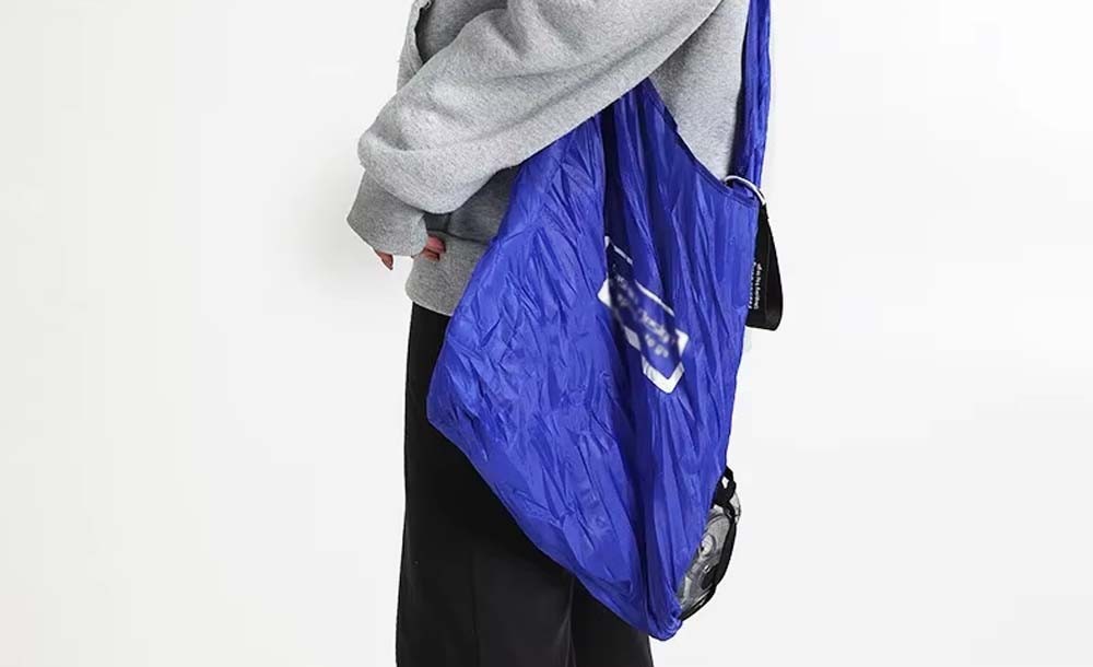 Lightweight Spacious Dustproof Sleek Functional Disc-Shaped Storage Shopping Bag