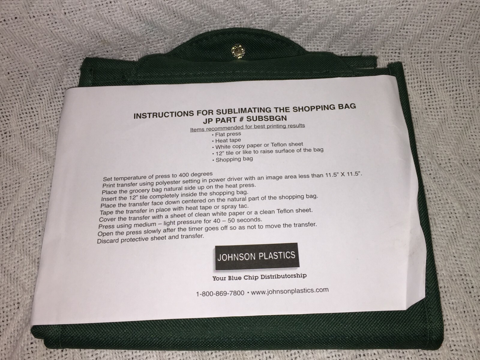 NEW Johnson Plastics Green and Natural Reusable Two Handle Shopping Bag