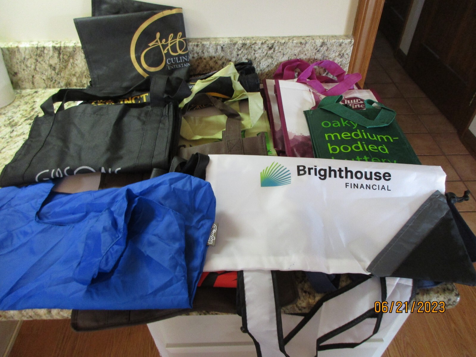 Reusable Shopping & Chico Bags/totes Lot Of 12 Different Sizes