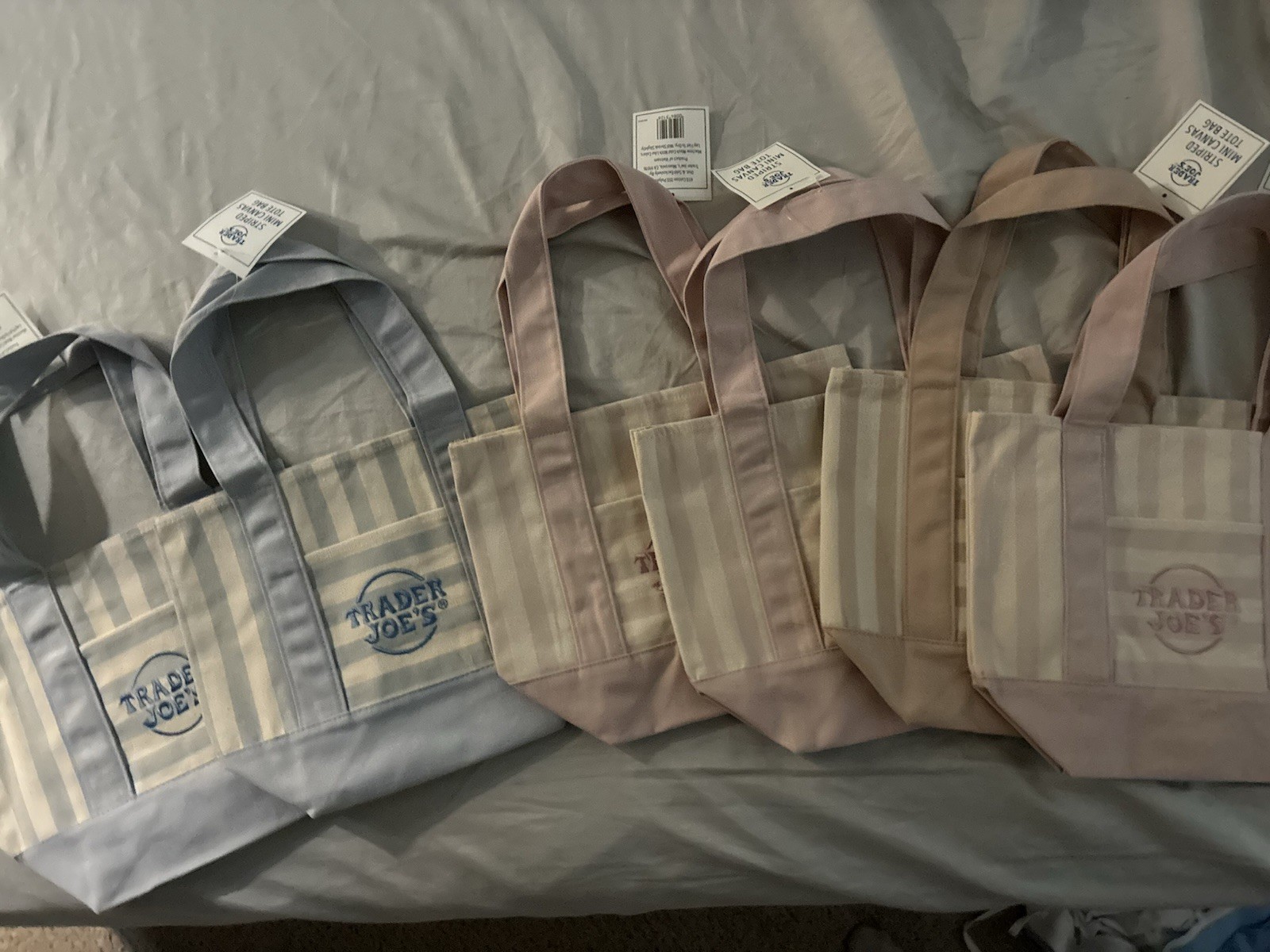 Trader Joe’s Mini Tote Bag 2026 Limited Release New with Tags Ships To Korea