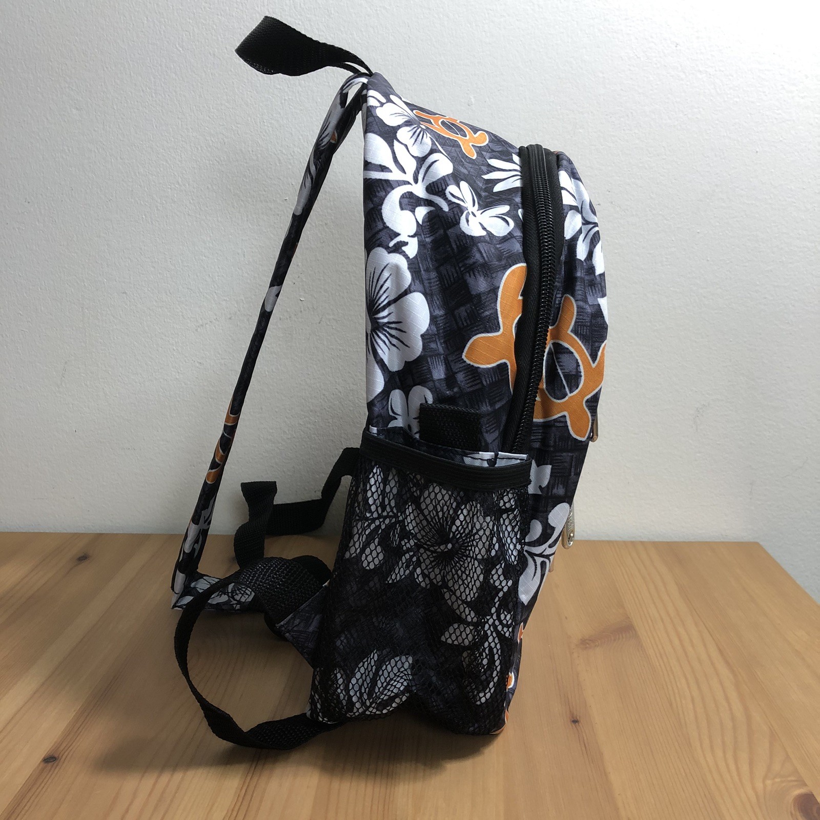Aloha Hawaii Spirit Floral Bag Travel Hiking Backpack Black White