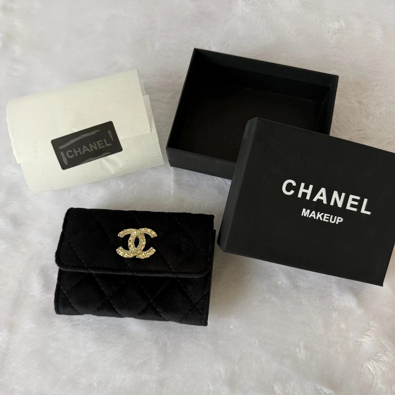CC Beauty VIP Gift Bag with box