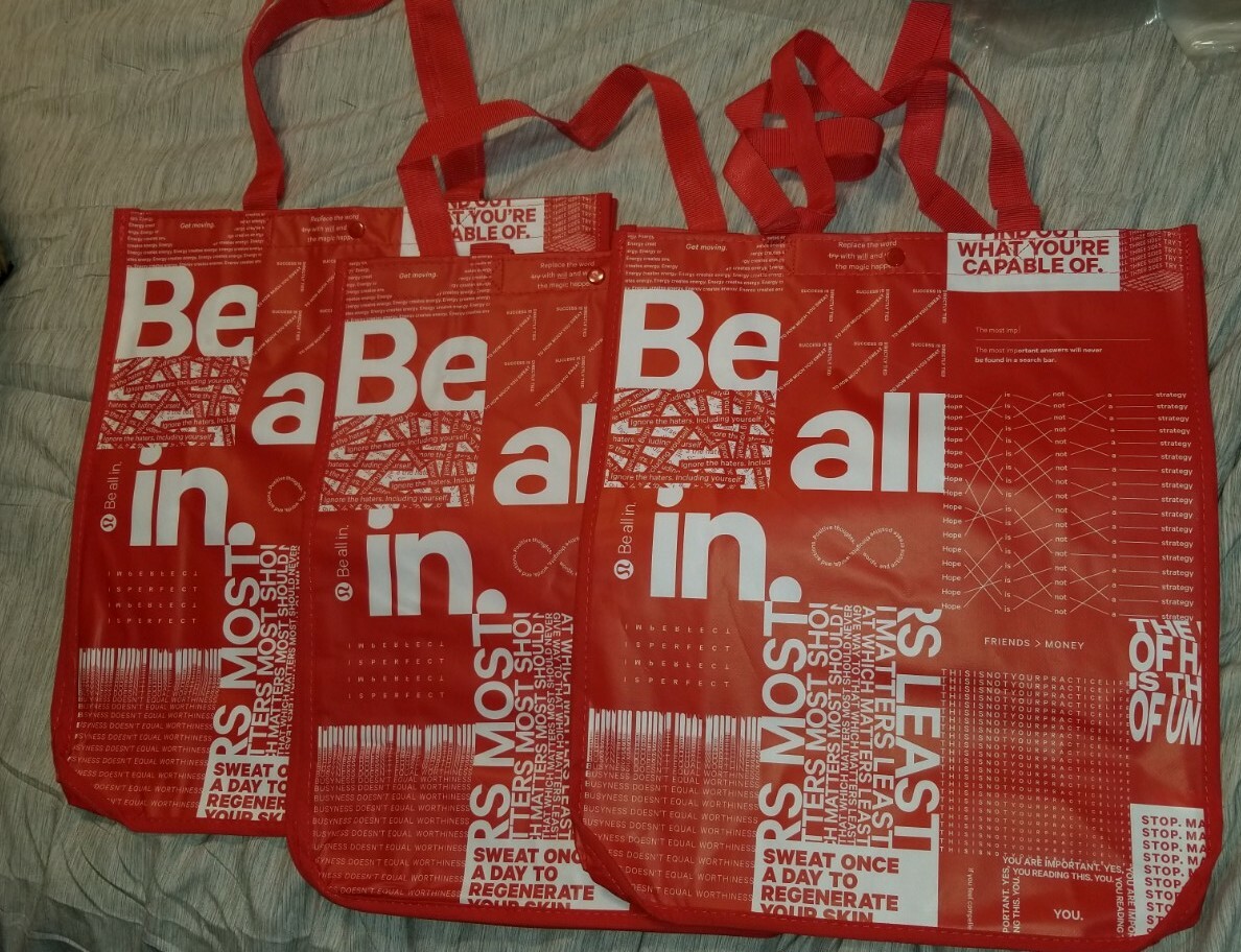 LOT of 3 – RED LULULEMON REUSABLE SHOPPING BAG SNAP CLOSURE LARGE – 14×16