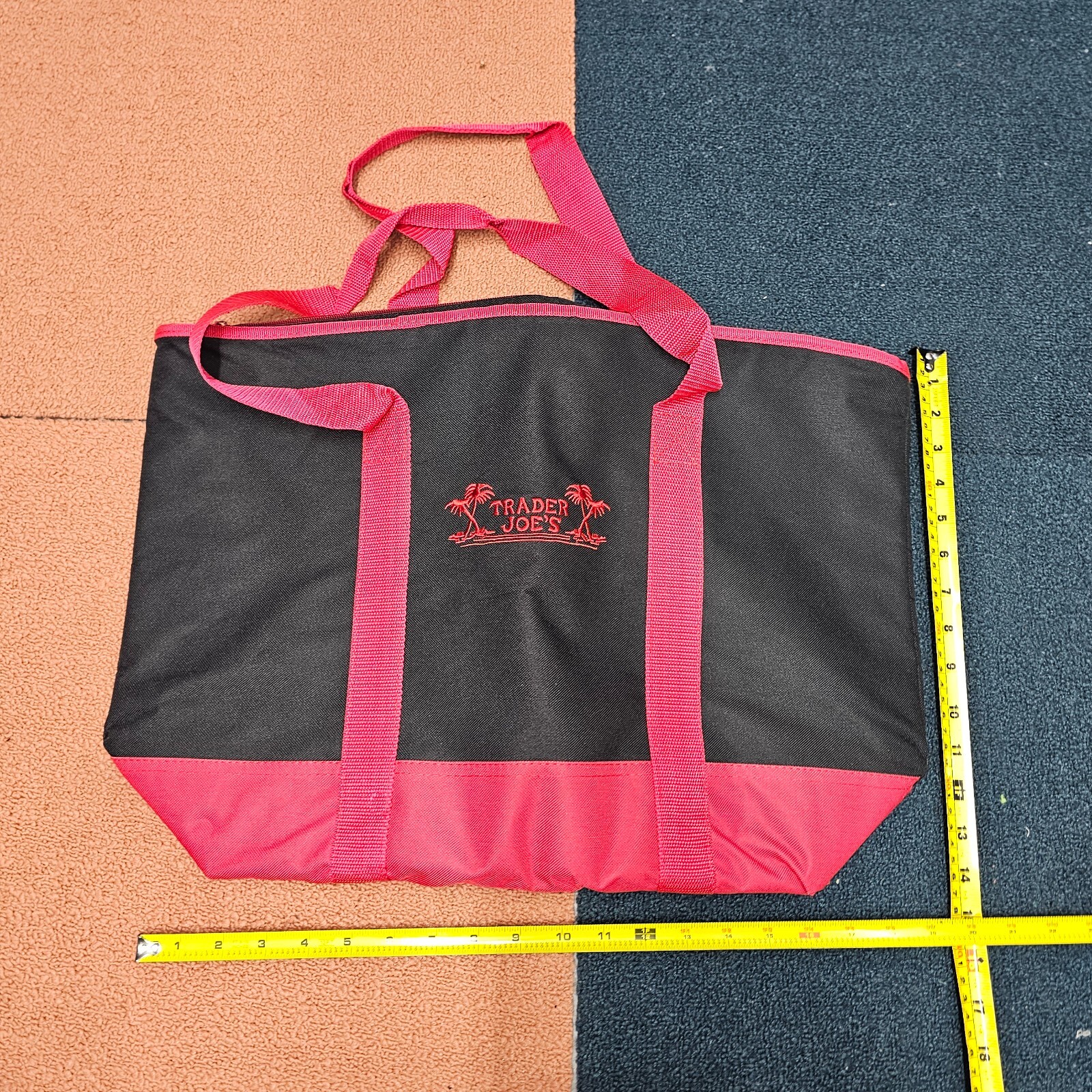 Trader Joe’s Cooler Tote Bag Insulated Shopper Black Red Reusable U9b