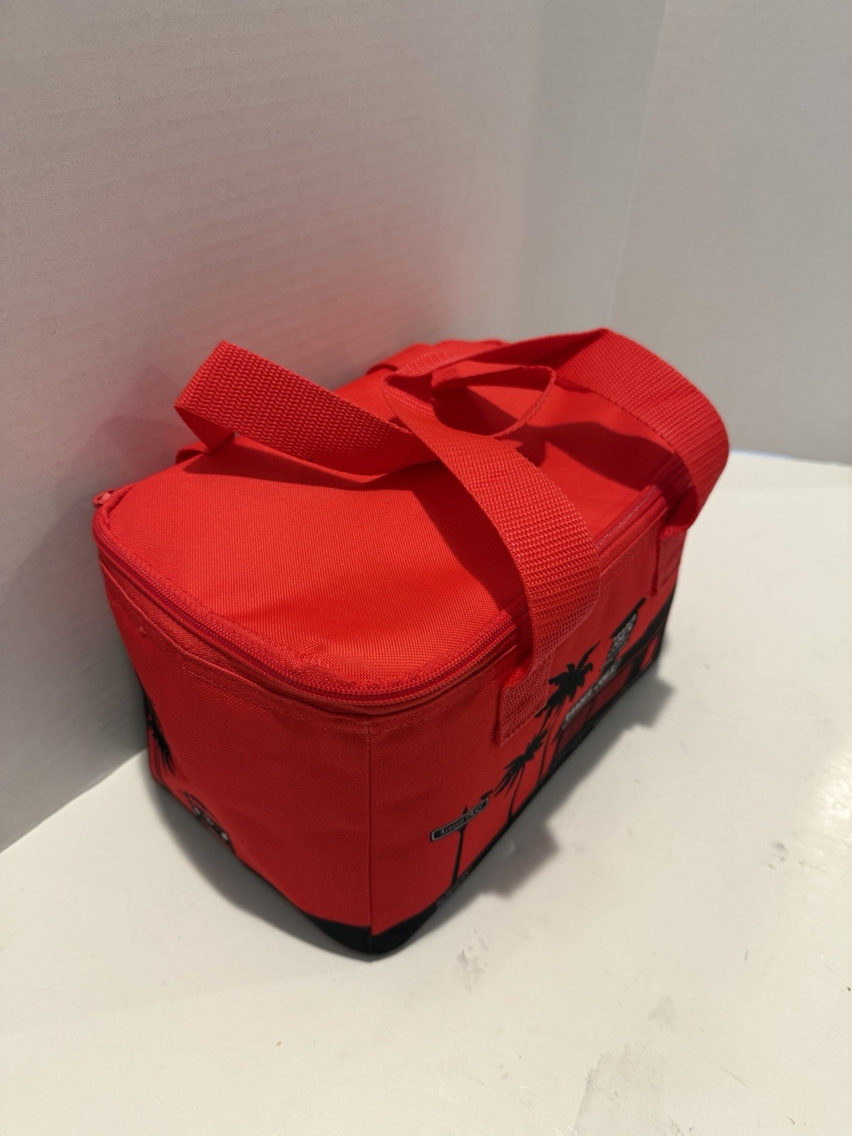 Trader Joes Small 1.5 Gal Reusable Insulated Shopping Bag Cooler Red Carry Tote