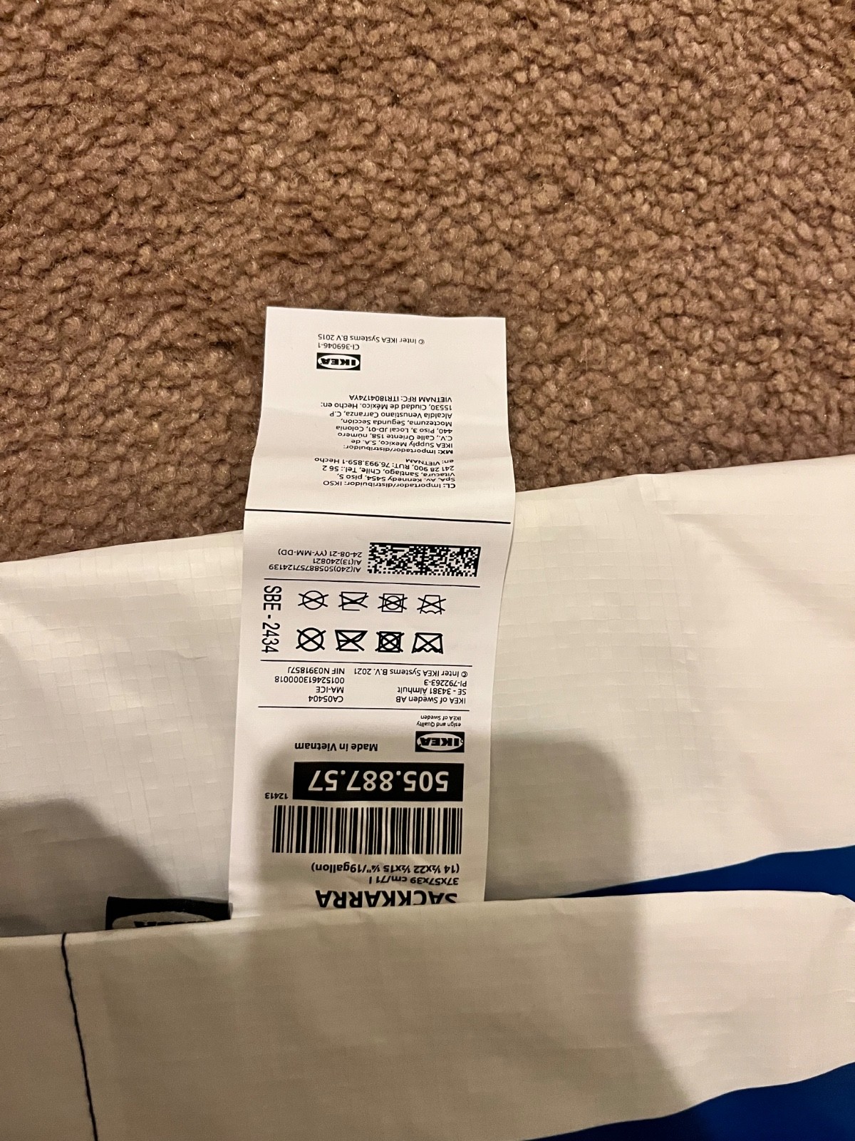 BRAND NEW Ikea SACKKARRA Large Bag White/Blue Striped, 19 gallon