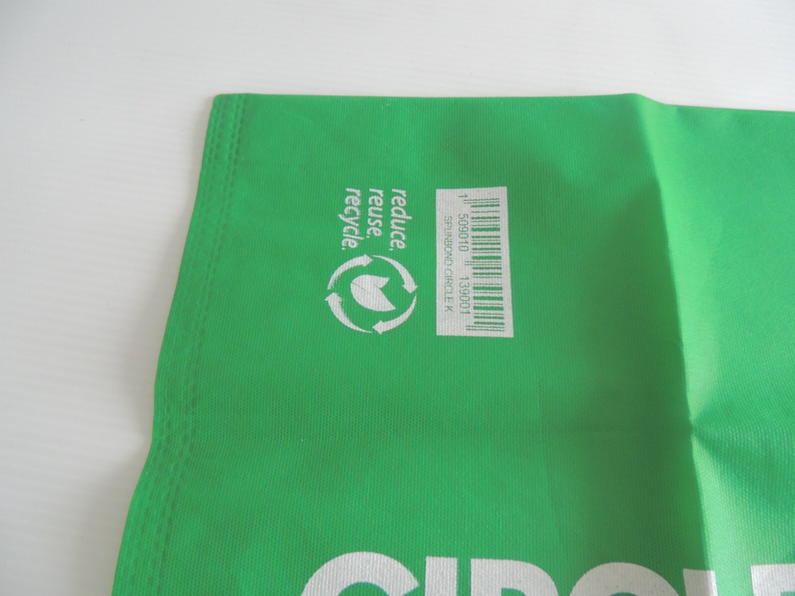 K-CIRCLE BRANDED Shopping BAG FROM BALI INDONASIA RED, GREEN.