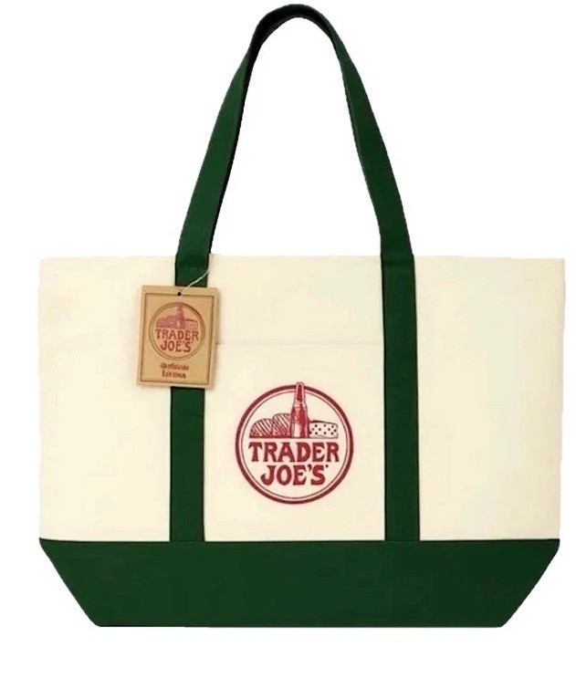 TRADER JOE’S LARGE CANVAS COTTON REUSABLE LARGE GREEN FARMERS MARKET TOTE NWT